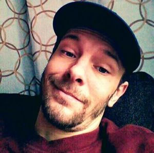 Meet your Posher, Adam